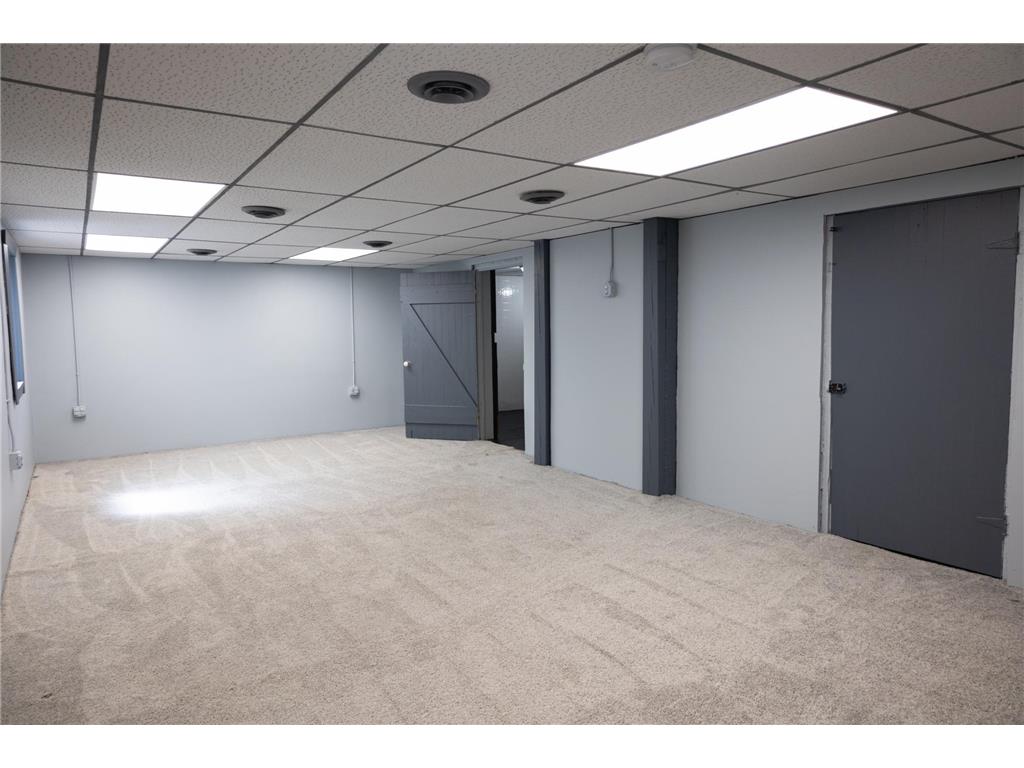 301 Connecticut Avenue Adrian MN 56110 7096167 image63