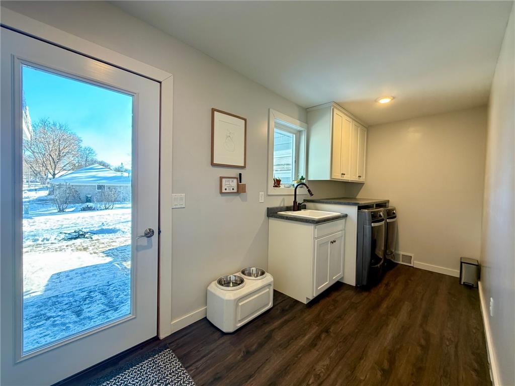 301 Dale Street SW Hutchinson MN 55350 6825370 image18