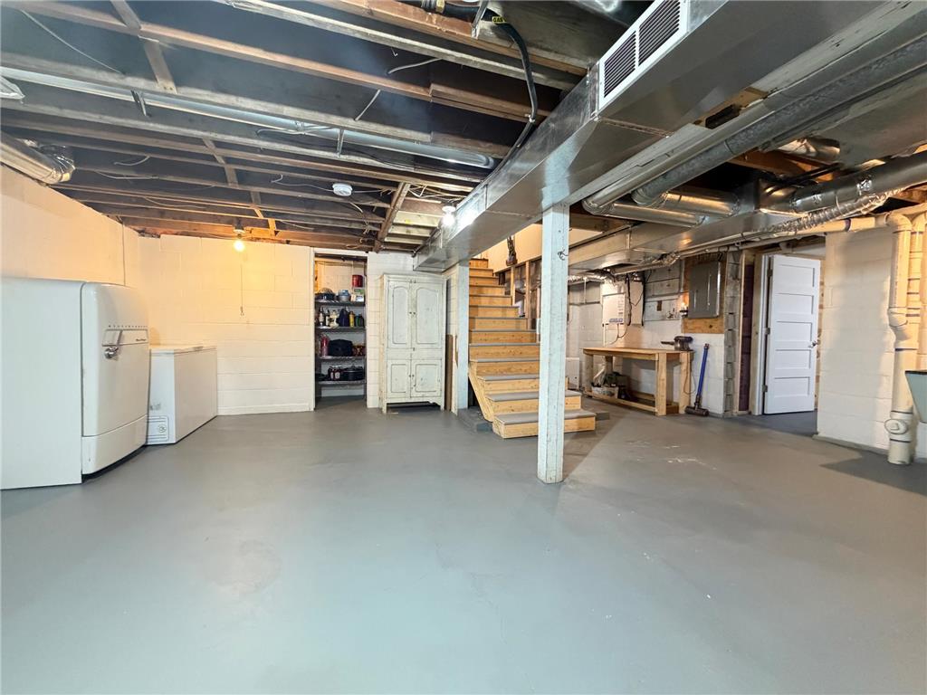 301 Dale Street SW Hutchinson MN 55350 6825370 image37