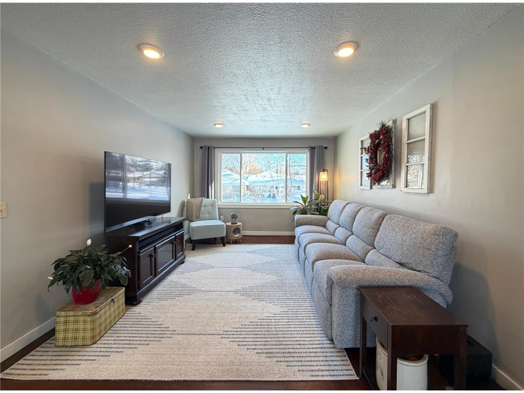 301 Dale Street SW Hutchinson MN 55350 6825370 image9