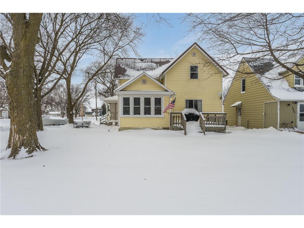 301 Dugan Street N Welcome MN 56181 6822870 image1