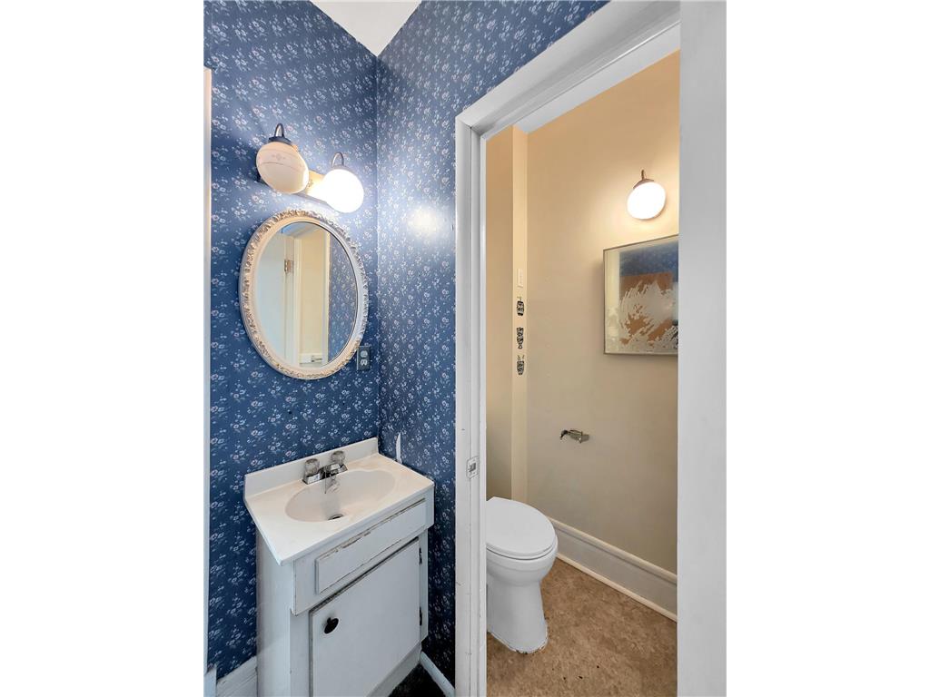 301 Duluth Avenue N Thief River Falls MN 56701 7037661 image10