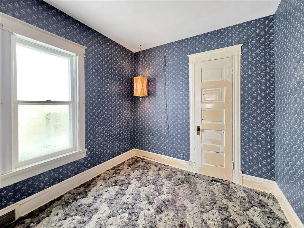 301 Duluth Avenue N Thief River Falls MN 56701 7037661 image9