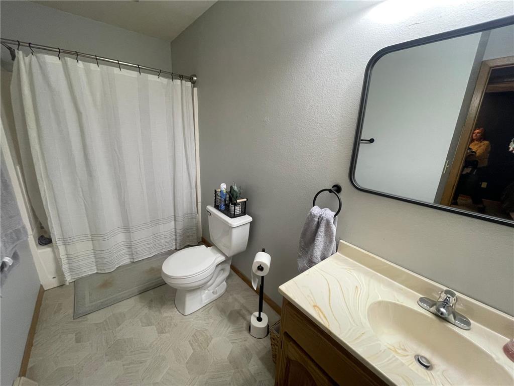 301 E 1st Street Adrian MN 56110 6707441 image10