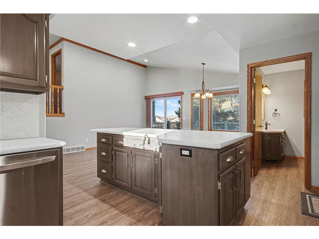 301 E Christensen Drive Luverne MN 56156 6825298 image11