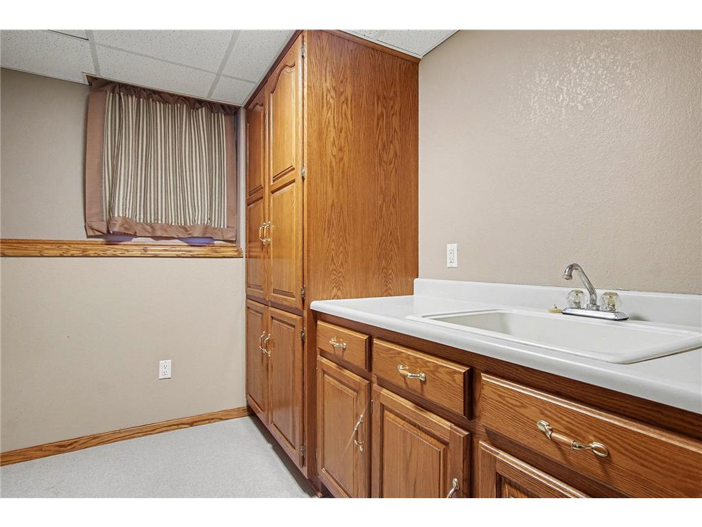 301 E Christensen Drive Luverne MN 56156 6825298 image26