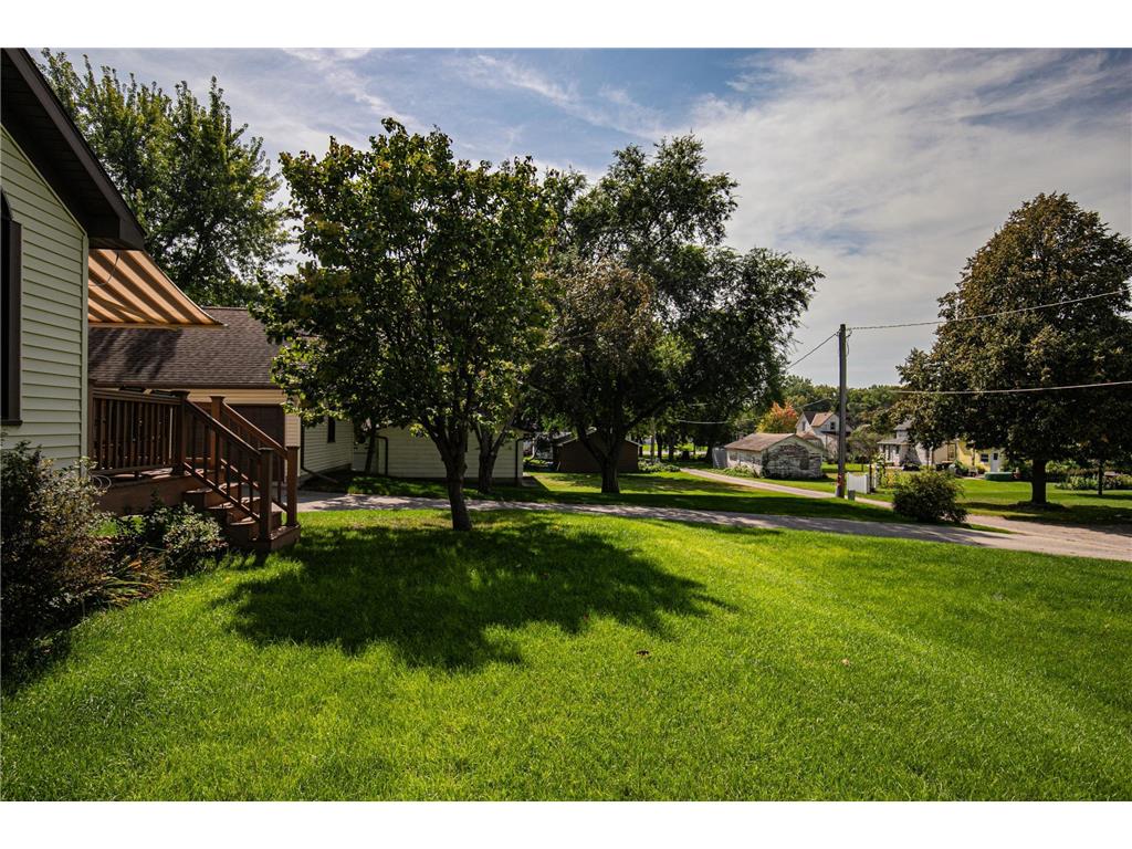 301 E Depue Avenue Olivia MN 56277 6790758 image32