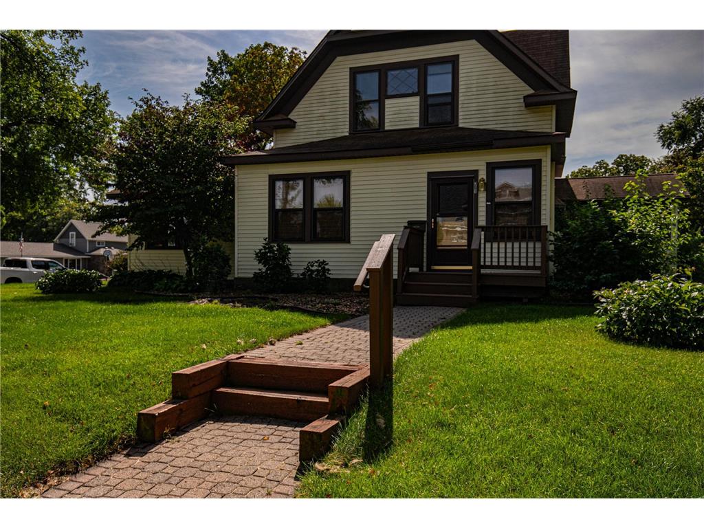 301 E Depue Avenue Olivia MN 56277 7039841 image4