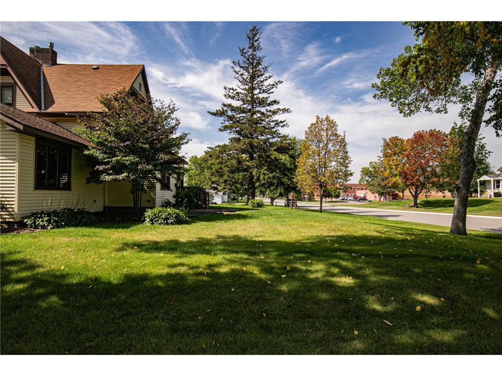 301 E Depue Avenue Olivia MN 56277 7039841 image5
