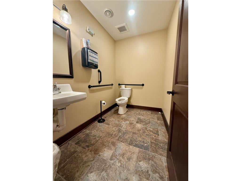 301 E Main Street Blooming Prairie MN 55917 6795381 image10