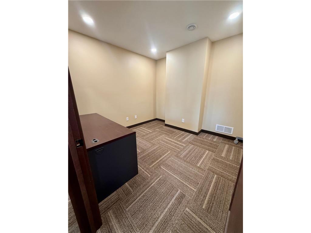 301 E Main Street Blooming Prairie MN 55917 6795381 image16