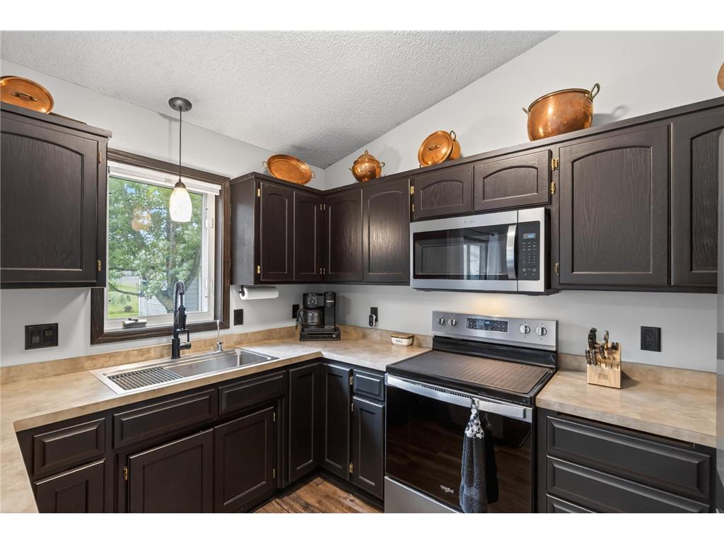 301 Elm Street SW Isanti MN 55040 7069556 image14