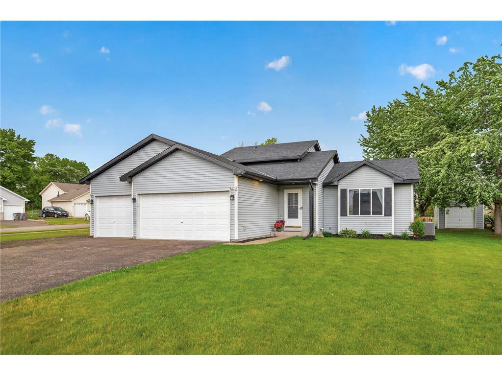 301 Elm Street SW Isanti MN 55040 7069556 image2