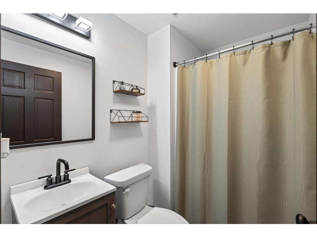 301 Elm Street SW Isanti MN 55040 7069556 image25