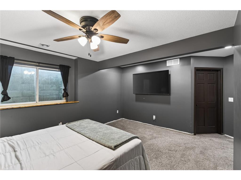 301 Elm Street SW Isanti MN 55040 7069556 image31