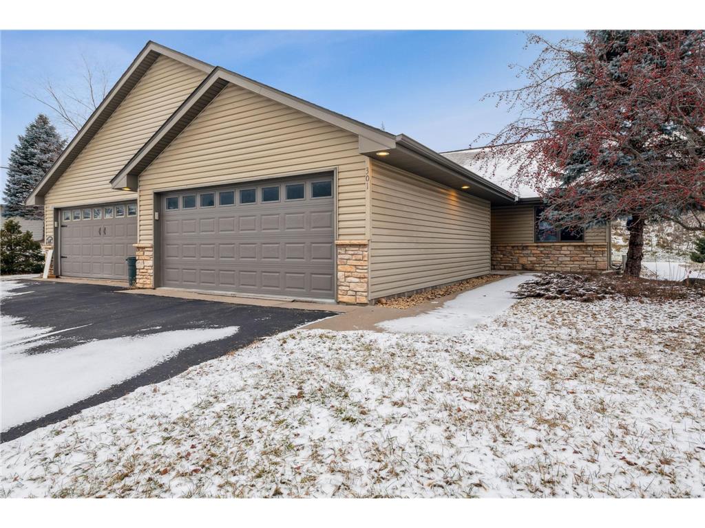 301 Evergreen Drive, Somerset, WI, 54025 MLS 6470556 Edina Realty