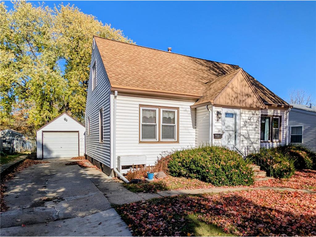 301 Giles Place Albert Lea MN 56007 6812590 image1