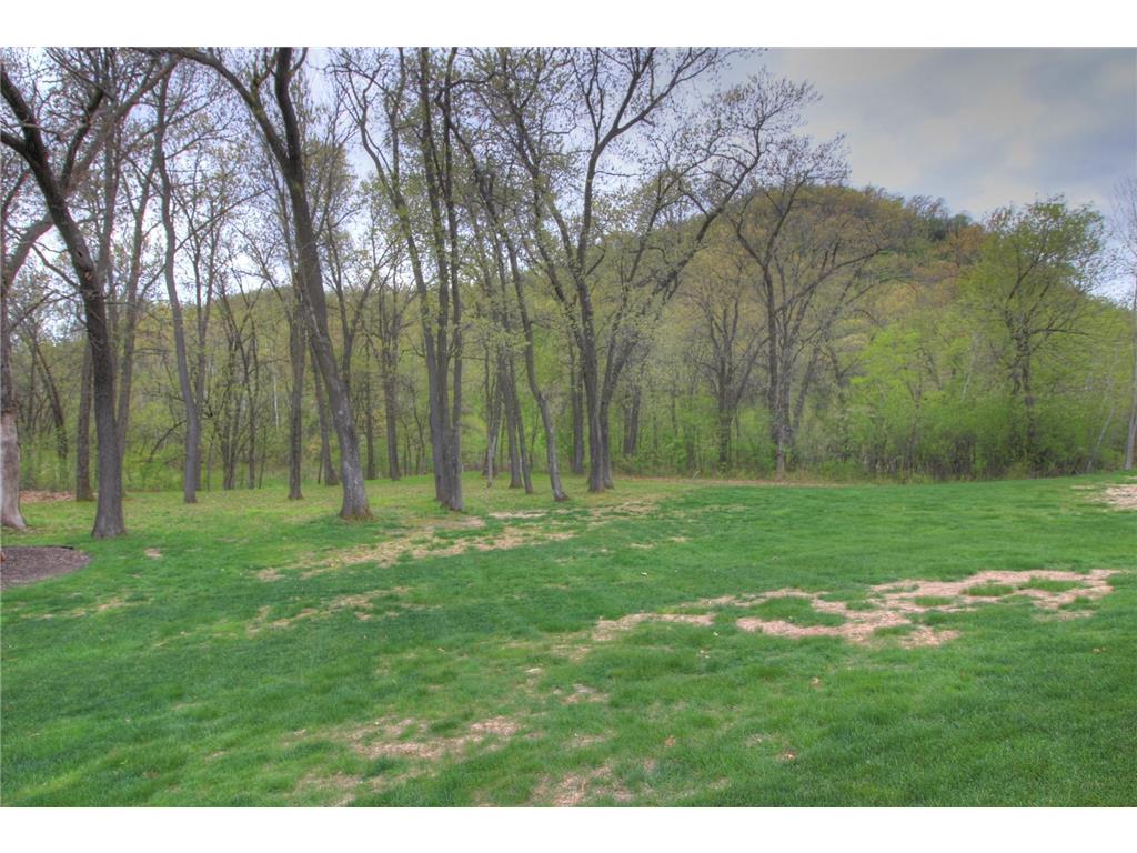 301 Grand Drive Lake City MN 55041 7070110 image1
