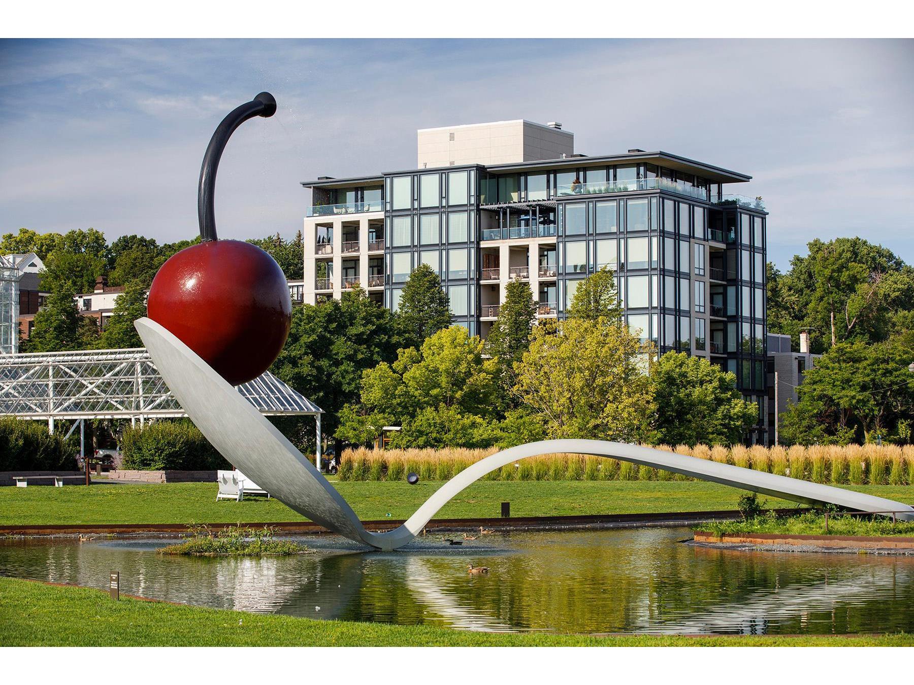 301 Kenwood Parkway 302, Minneapolis, MN, 55403 MLS 5688727 Edina