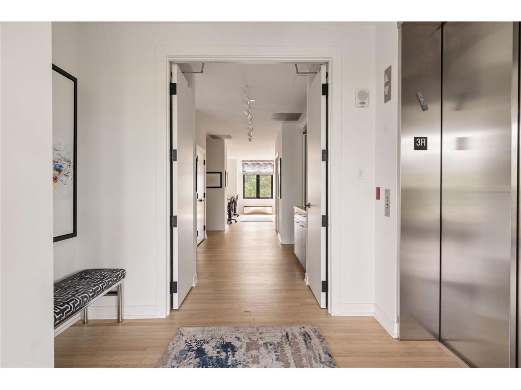 301 Kenwood Parkway #302 Minneapolis MN 55403 7076307 image10