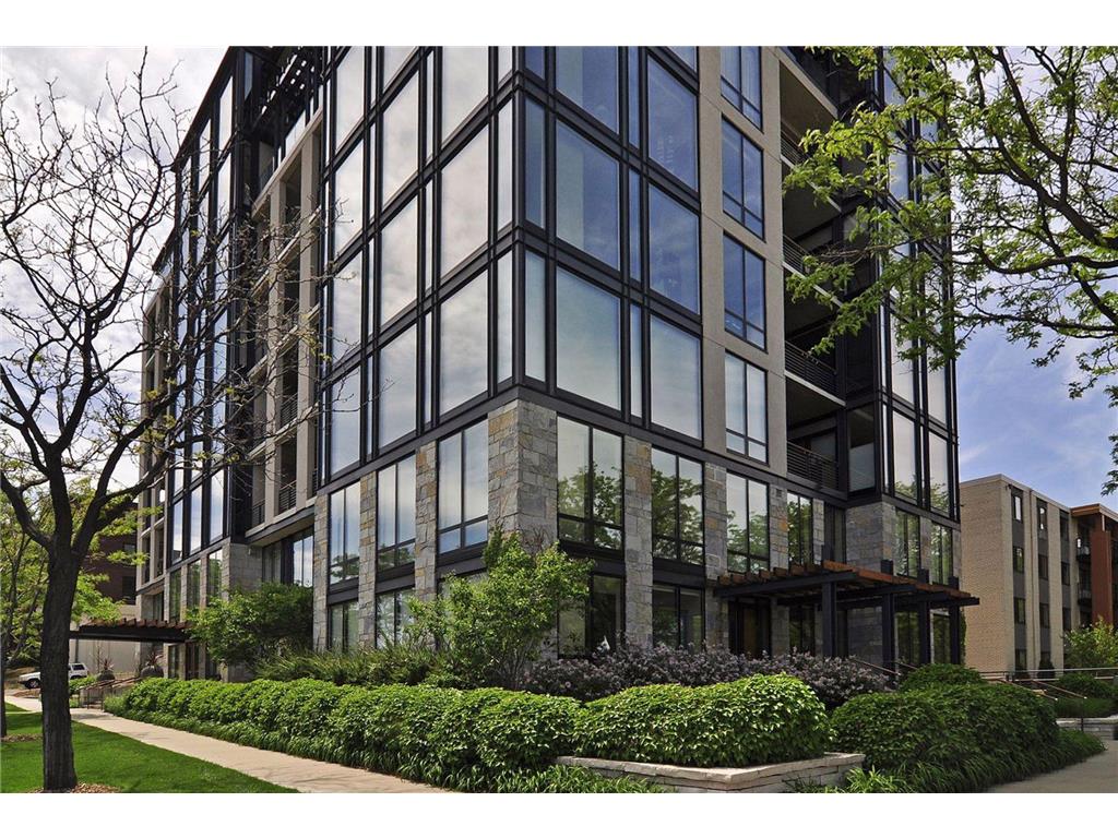 301 Kenwood Parkway #302 Minneapolis MN 55403 7076307 image2
