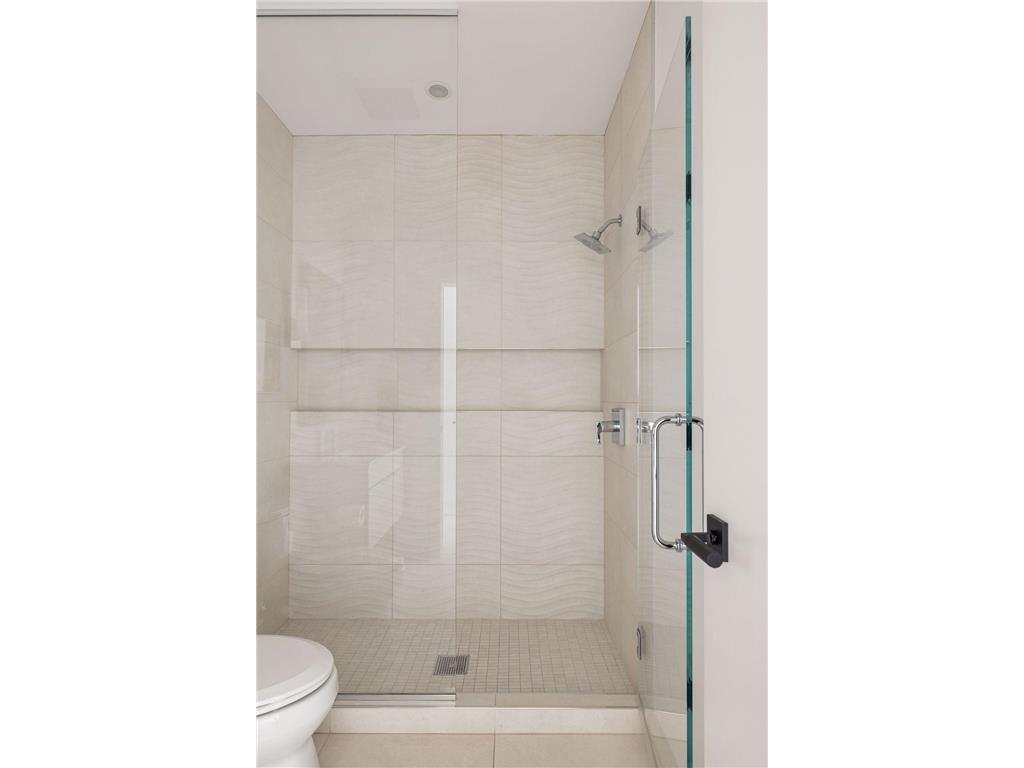 301 Kenwood Parkway #302 Minneapolis MN 55403 7076307 image53
