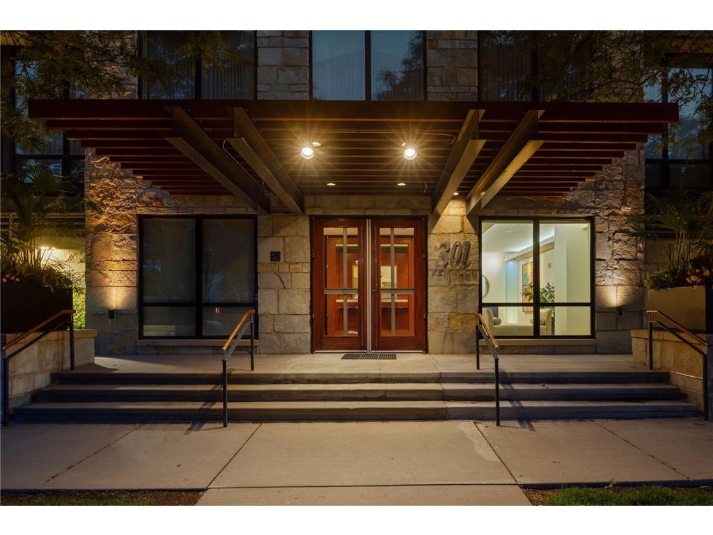 301 Kenwood Parkway #302 Minneapolis MN 55403 7076307 image58