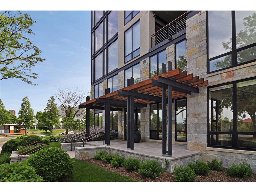 301 Kenwood Parkway #302 Minneapolis MN 55403 7076307 image60