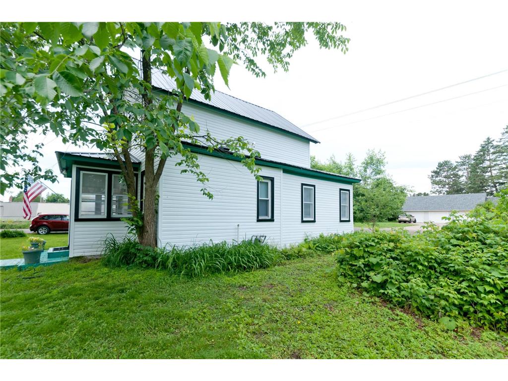 301 N 10th Street Cameron WI 54822 7098930 image3