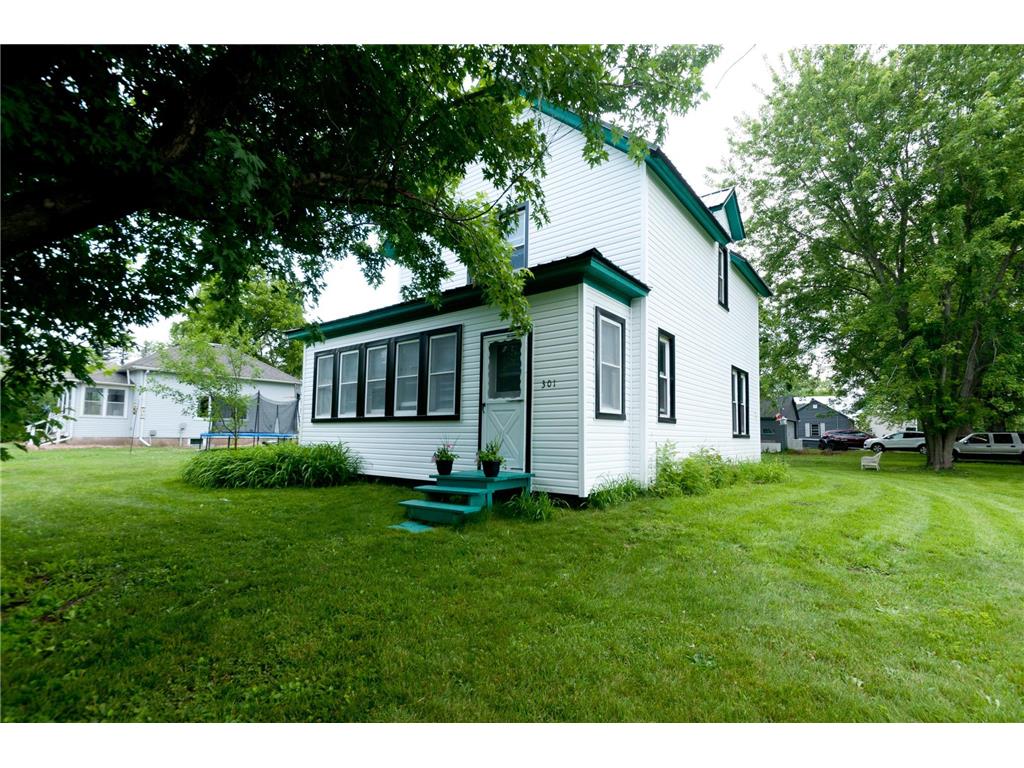 301 N 10th Street Cameron WI 54822 7098930 image5