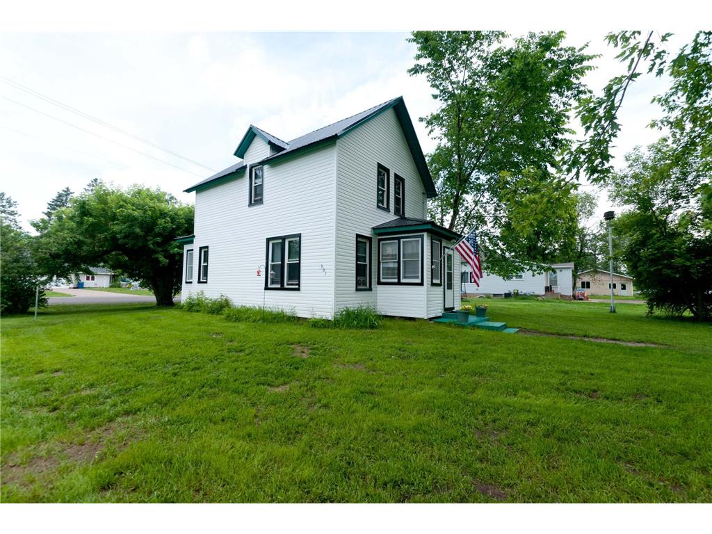 301 N 10th Street Cameron WI 54822 7098930 image7