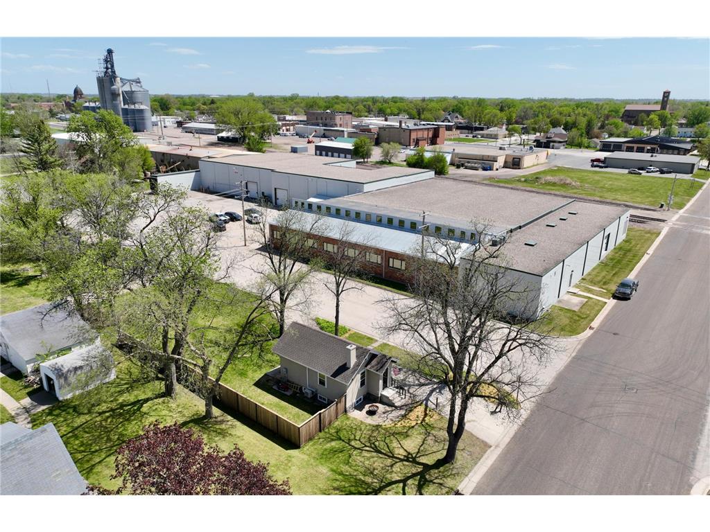 301 N 11th Street Olivia MN 56277 7041642 image17