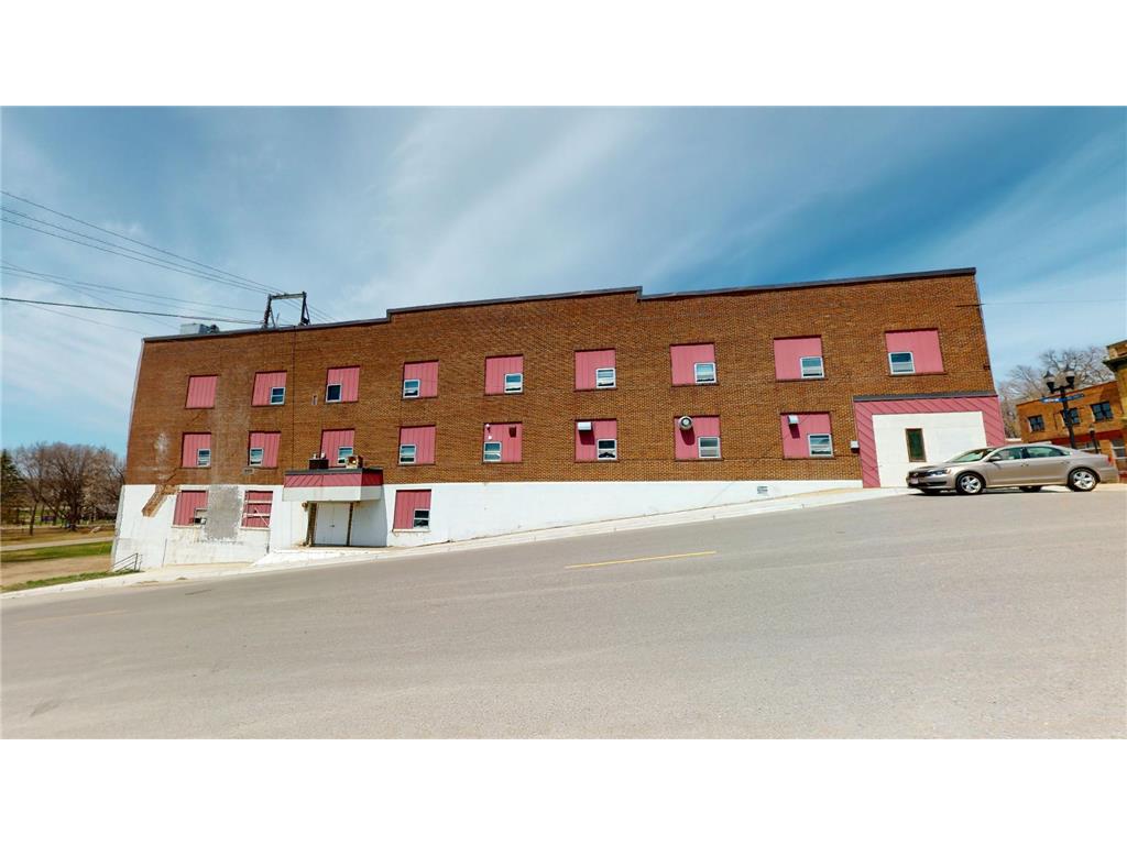 301 N 1st Street Montevideo MN 56265 6636044 image1