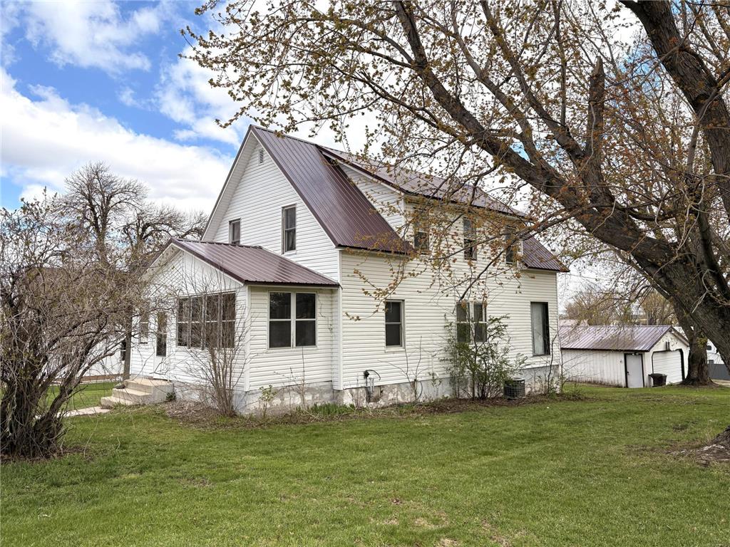 301 N 3rd Street Milan MN 56262 7055375 image2