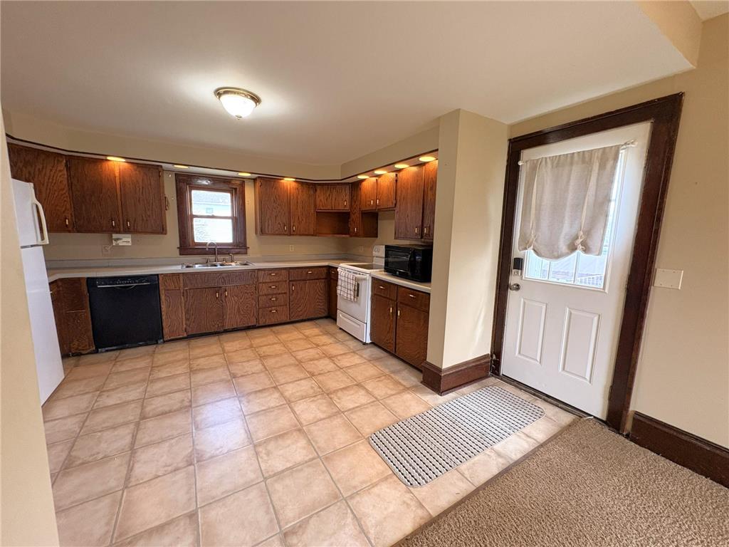 301 N 3rd Street Milan MN 56262 7055375 image5