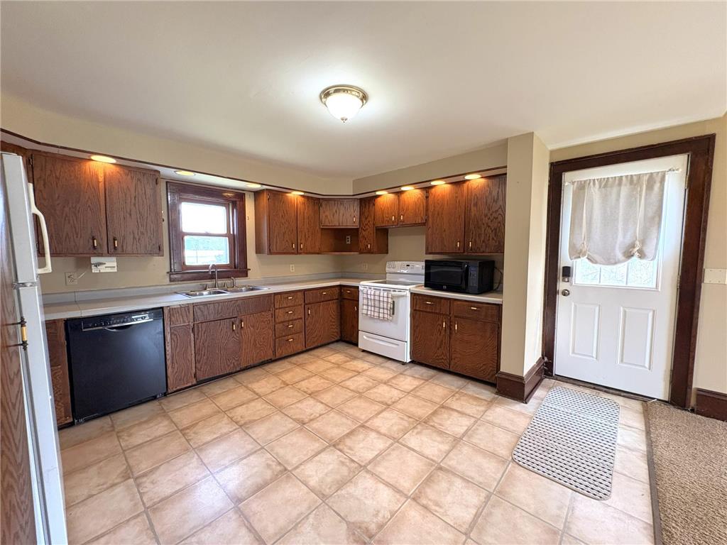 301 N 3rd Street Milan MN 56262 7055375 image7
