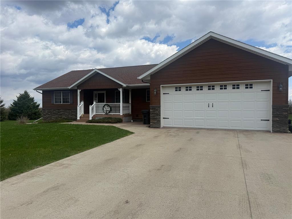 301 N King Street Hendricks MN 56136 7043384 image1