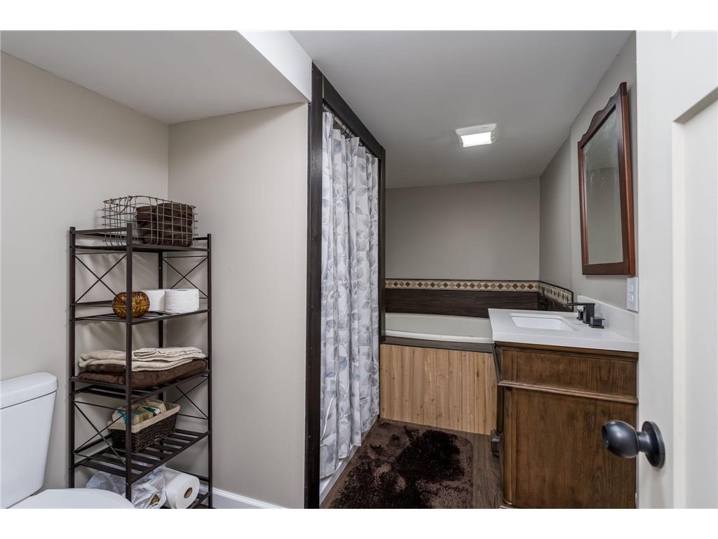 301 Nottingham Court North Mankato MN 56003 6742191 image34