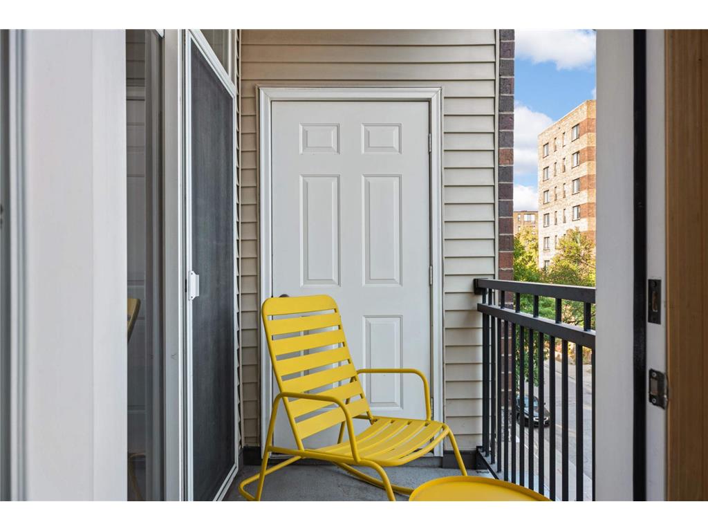 301 Oak Grove Street #205 Minneapolis MN 55403 6793479 image17