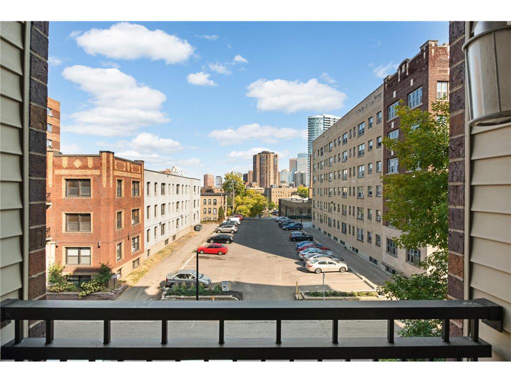 301 Oak Grove Street #205 Minneapolis MN 55403 6793479 image18
