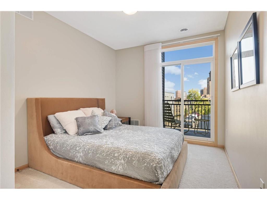 301 Oak Grove Street #205 Minneapolis MN 55403 6793479 image25