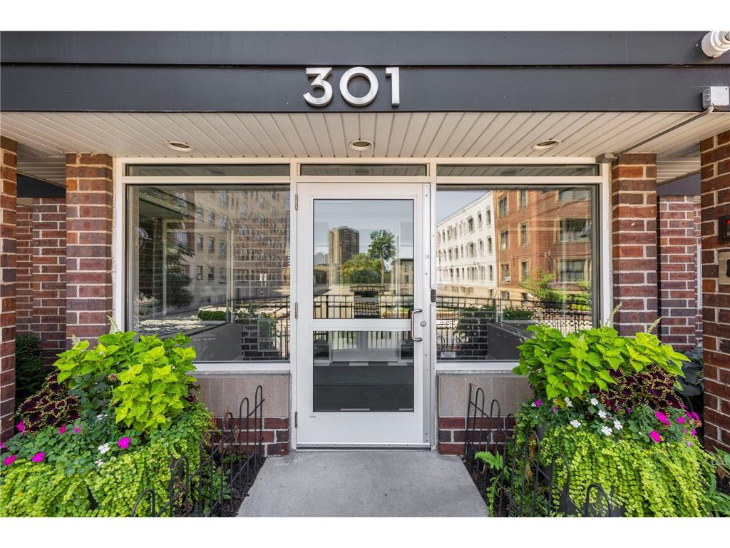 301 Oak Grove Street #308 Minneapolis MN 55403 7108803 image5