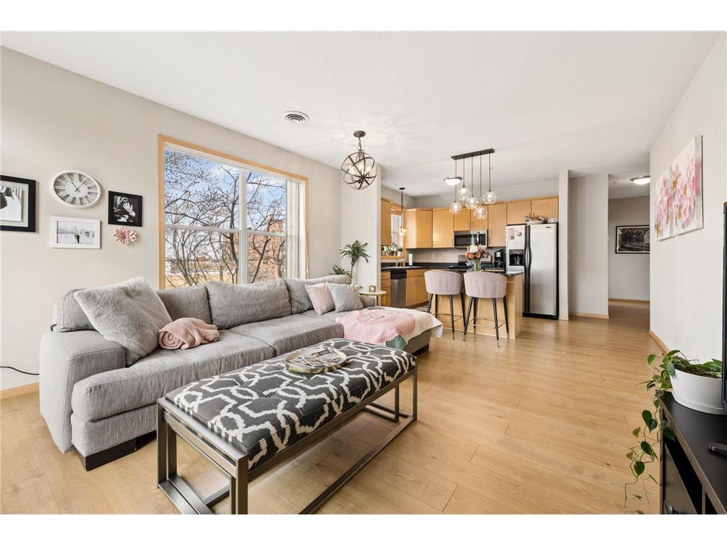 301 Oak Grove Street #314 Minneapolis MN 55403 7034120 image1