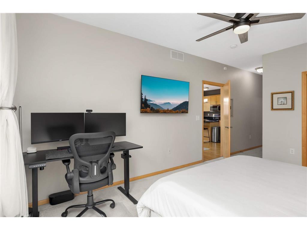 301 Oak Grove Street #414 Minneapolis MN 55403 7027399 image17