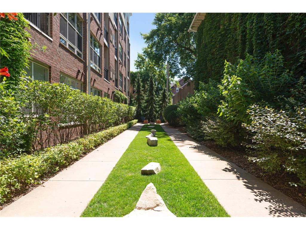 301 Oak Grove Street #414 Minneapolis MN 55403 7027399 image34