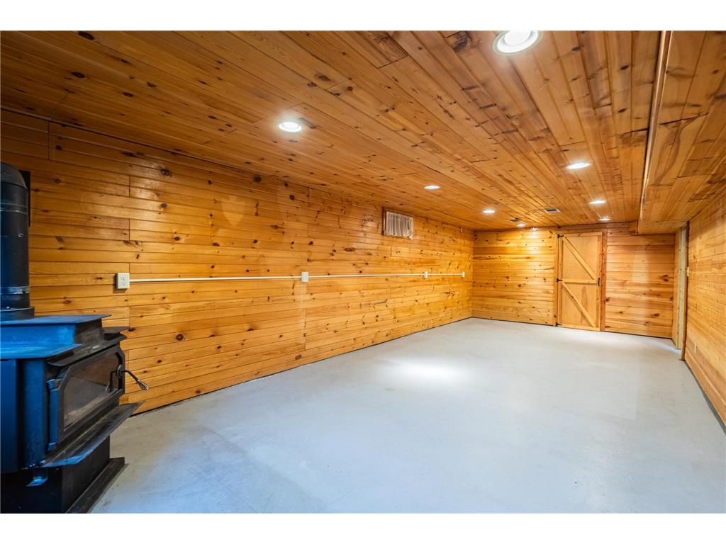 301 Old County D Shell Lake WI 54871 7077445 image24