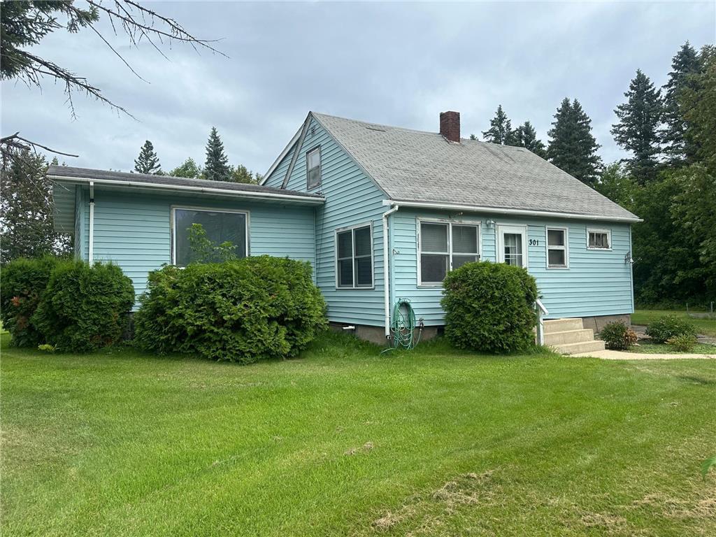 301 Pleasant Avenue NW Warroad MN 56763 6768771 image1
