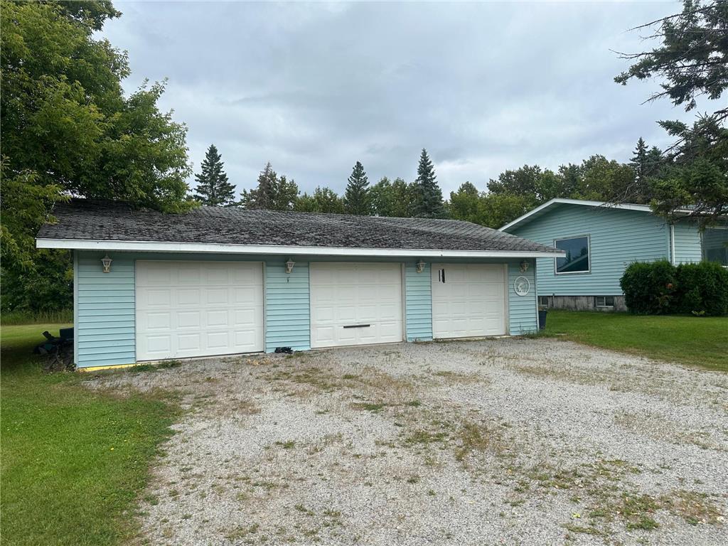 301 Pleasant Avenue NW Warroad MN 56763 6768771 image2