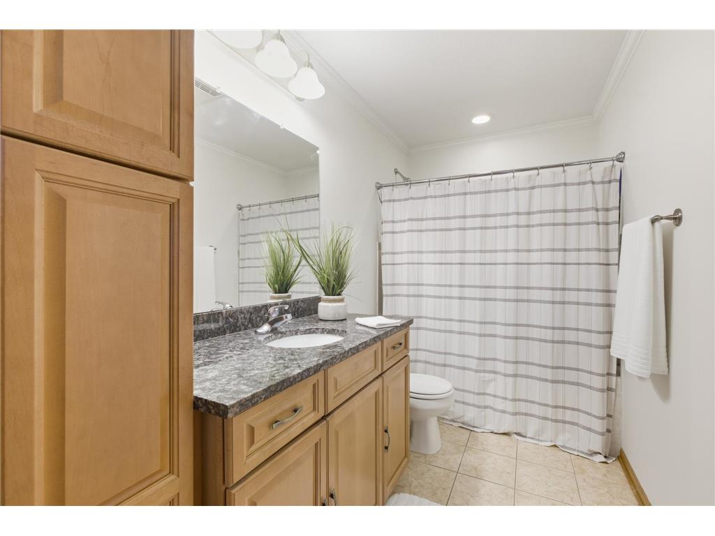 301 Plymouth Road Minnetonka MN 55305 6804431 image52