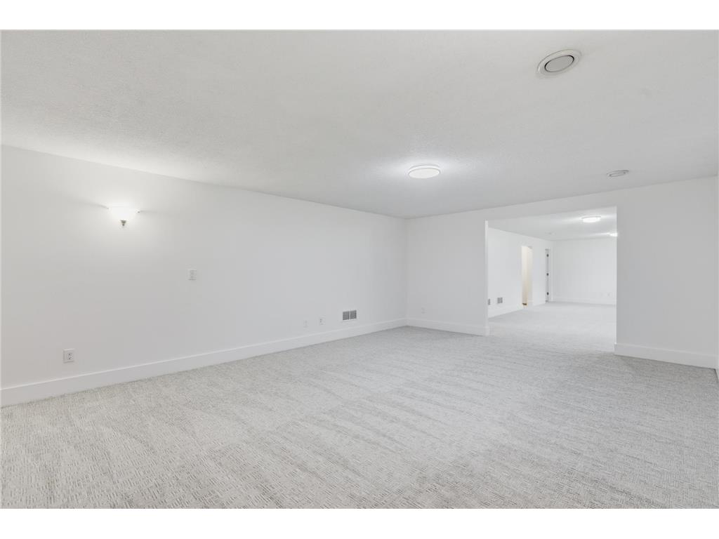 301 Plymouth Road Minnetonka MN 55305 6804431 image72